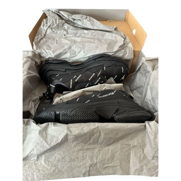 Balenciaga Leather Triple S Men's Sneakers Size 45 Size 12 Chunky Shoes Designer - Picture 8 of 15